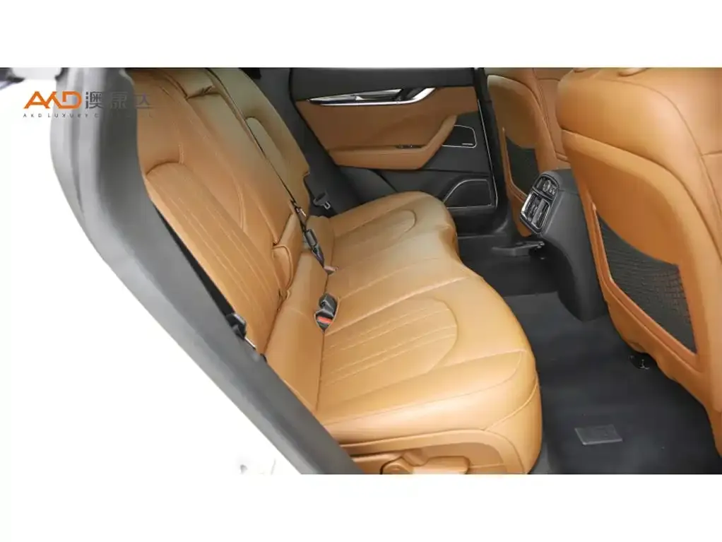 Maserati Levante 2024 из CN, фото 8