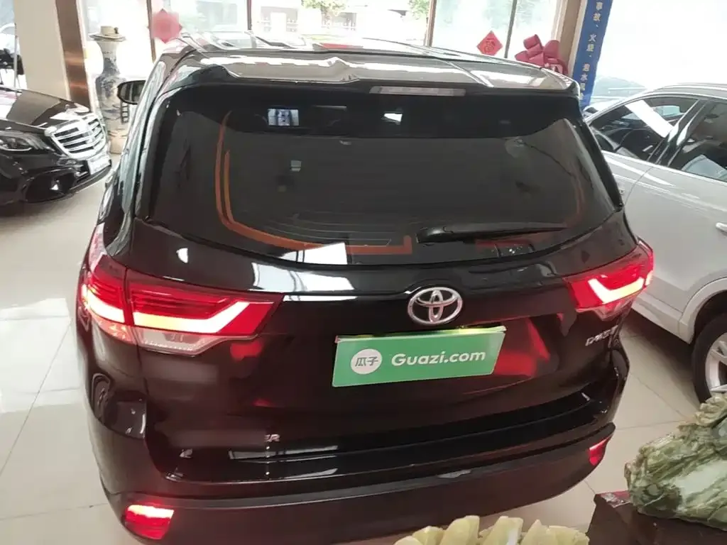 Toyota Highlander 2021 из CN, фото 3