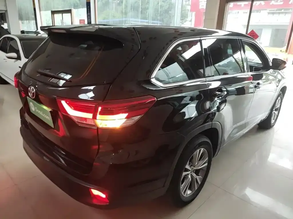 Toyota Highlander 2021 из CN, фото 9