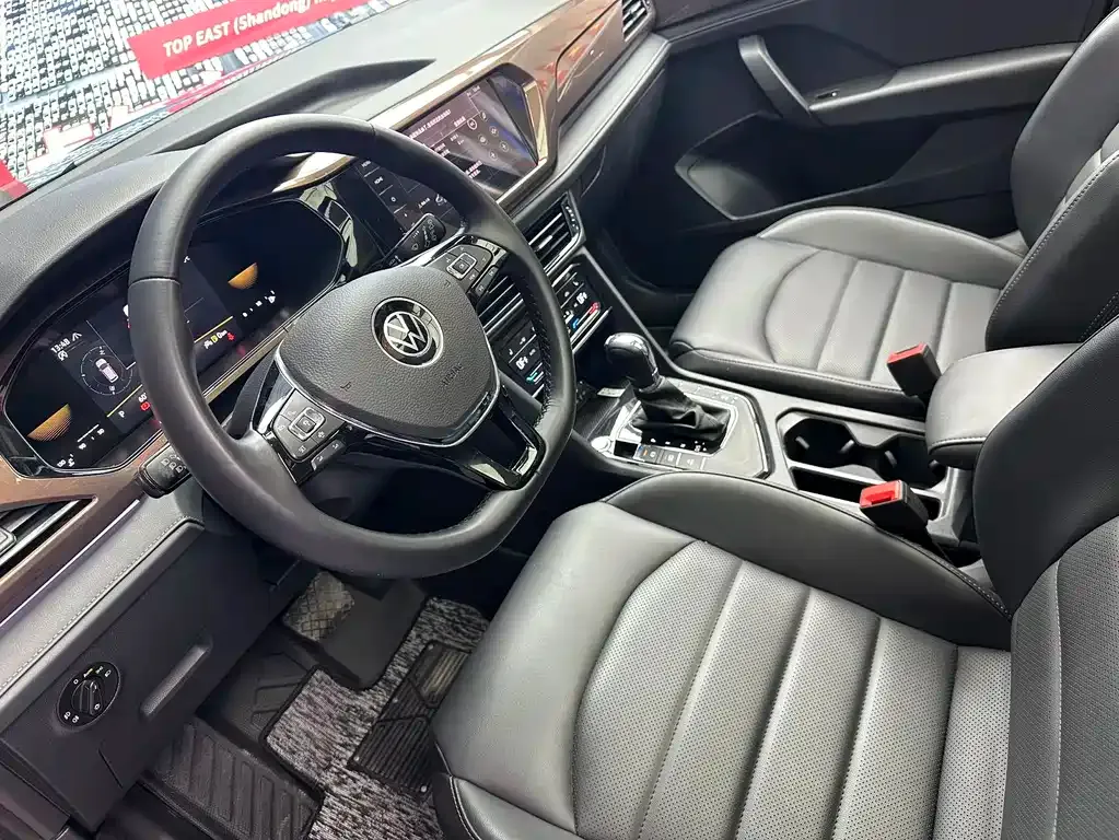 Volkswagen Tharu — фото 10