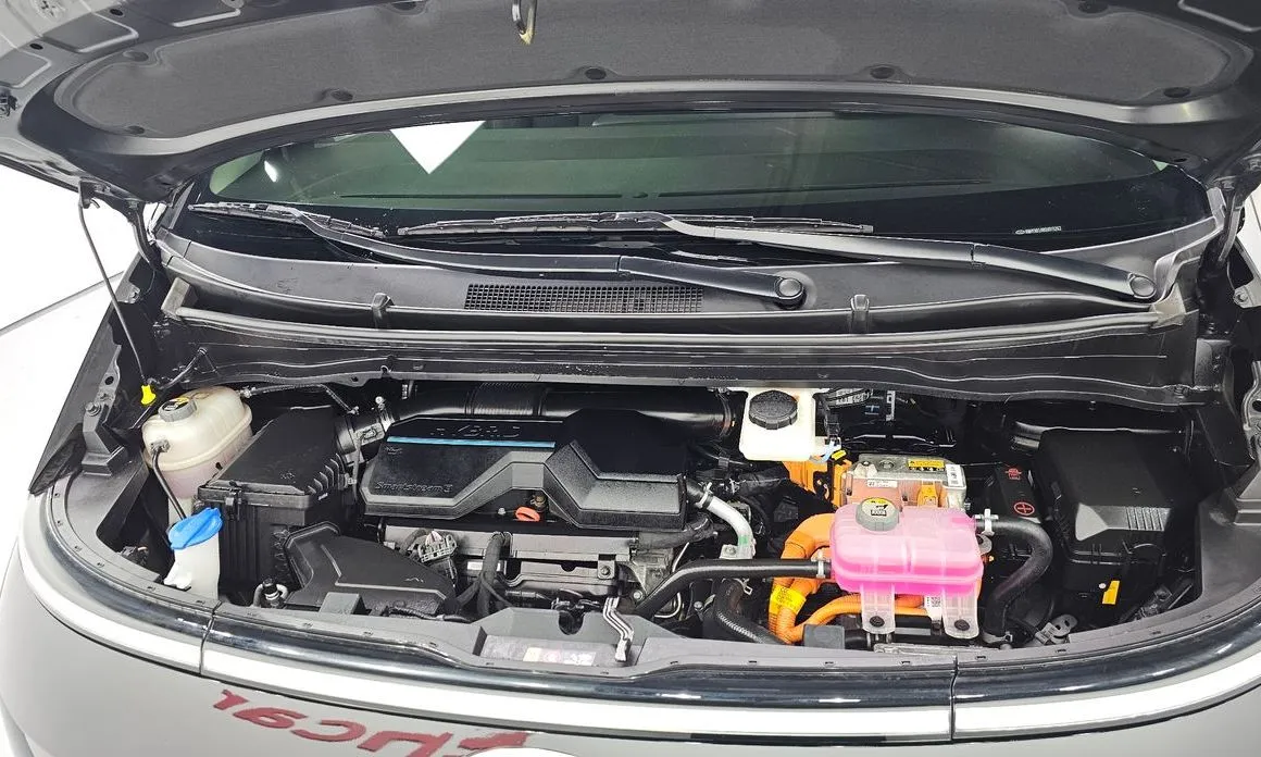 Hyundai Staria 2025 из KR, фото 6