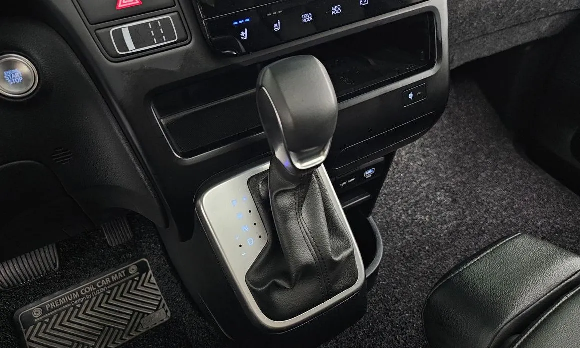 Hyundai Staria 2025 из KR, фото 8
