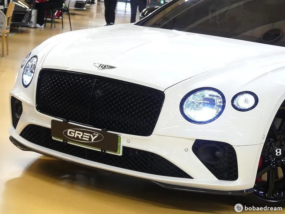 Bentley Continental 2024 из KR, фото 3