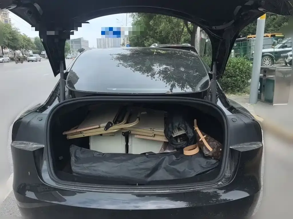 Tesla Model 3 — фото 9