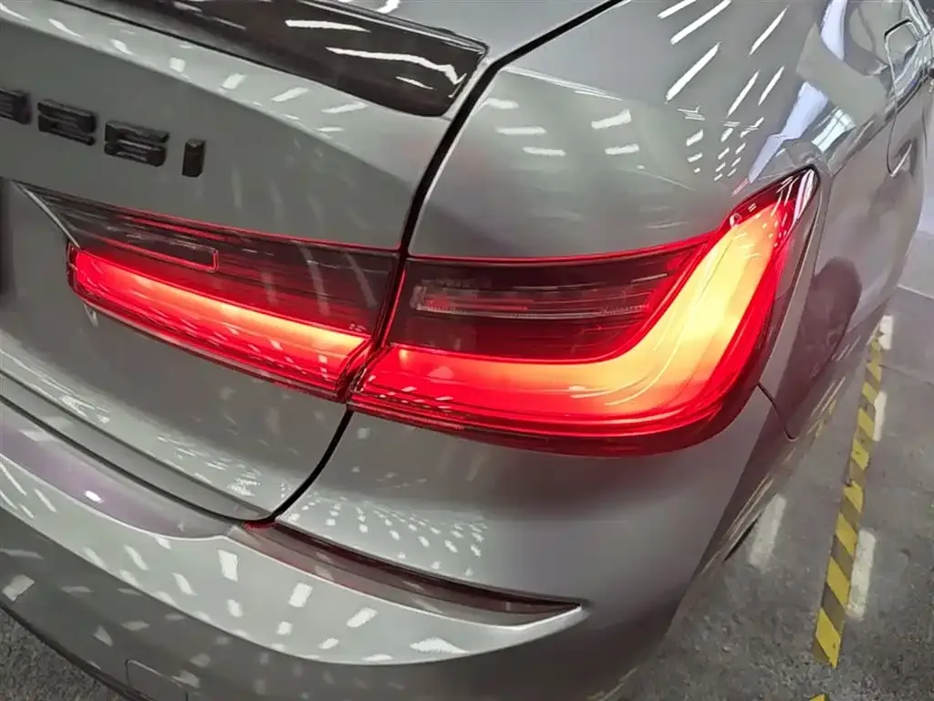 BMW 3 Series 2021 из CN, фото 3