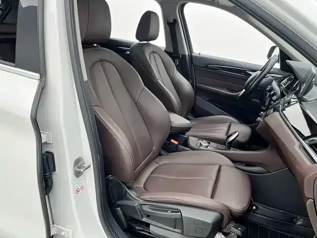 BMW X1 2021 из CN, фото 4