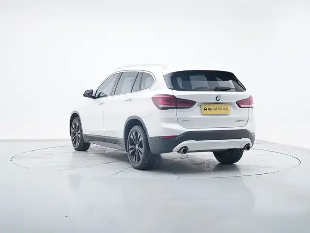 BMW X1 2021 из CN, фото 8
