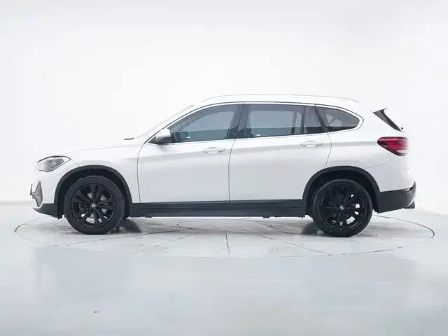 BMW X1 2021 из CN, фото 6