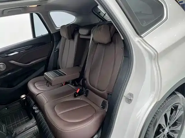 BMW X1 2021 из CN, фото 7
