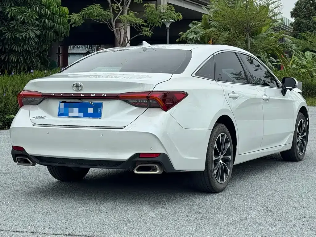 Toyota Avalon 2024 из CN, фото 8