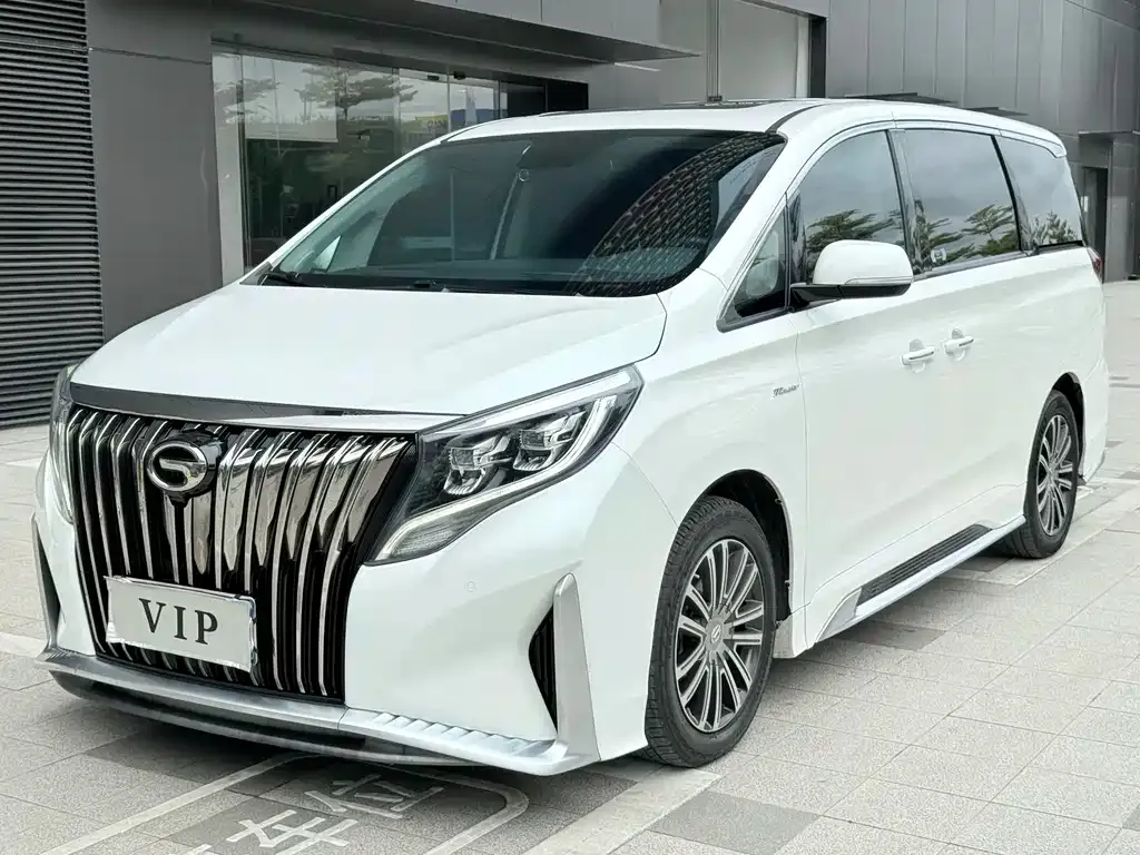 GAC Motor Trumpchi M8 — фото 1