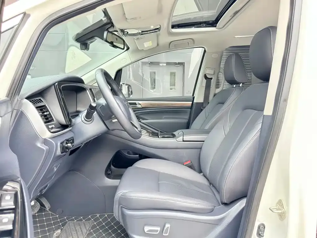GAC Motor Trumpchi M8 — фото 9