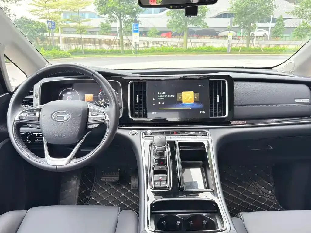 GAC Motor Trumpchi M8 — фото 7