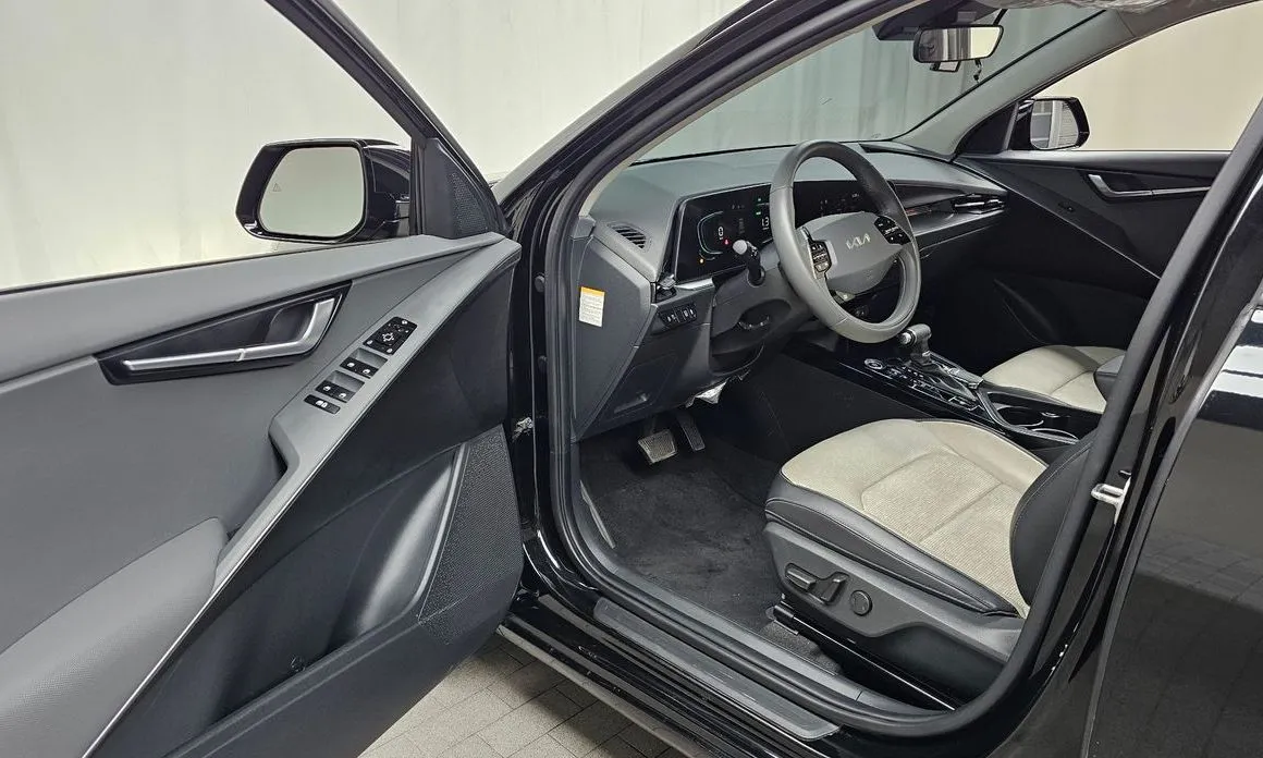 Kia Niro 2022 из KR, фото 8