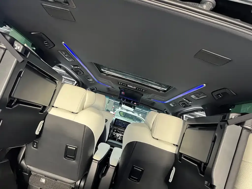 Lexus LM 2021 из CN, фото 3