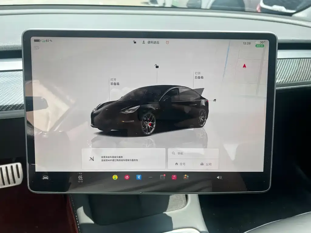 Tesla Model 3 — фото 2