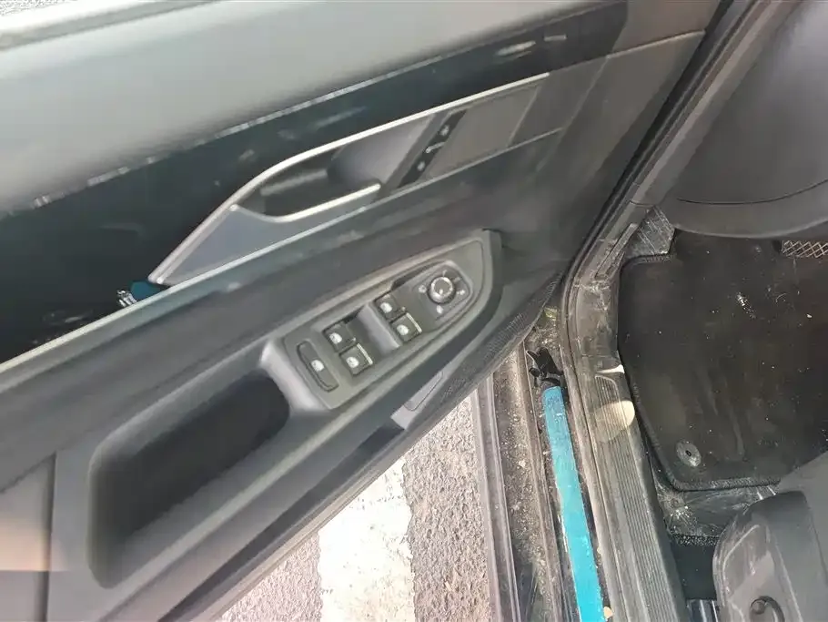 Volkswagen Passat — фото 5