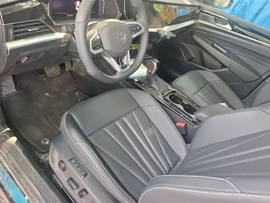 Volkswagen Passat — фото 9
