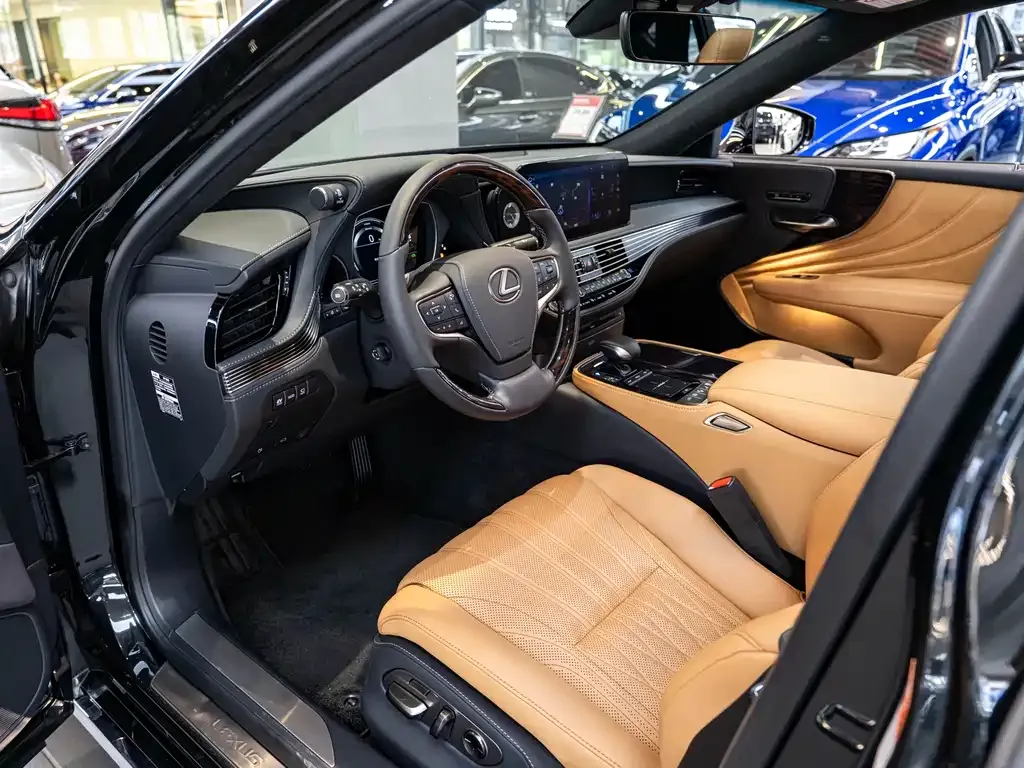 Lexus LS 2021 из CN, фото 7