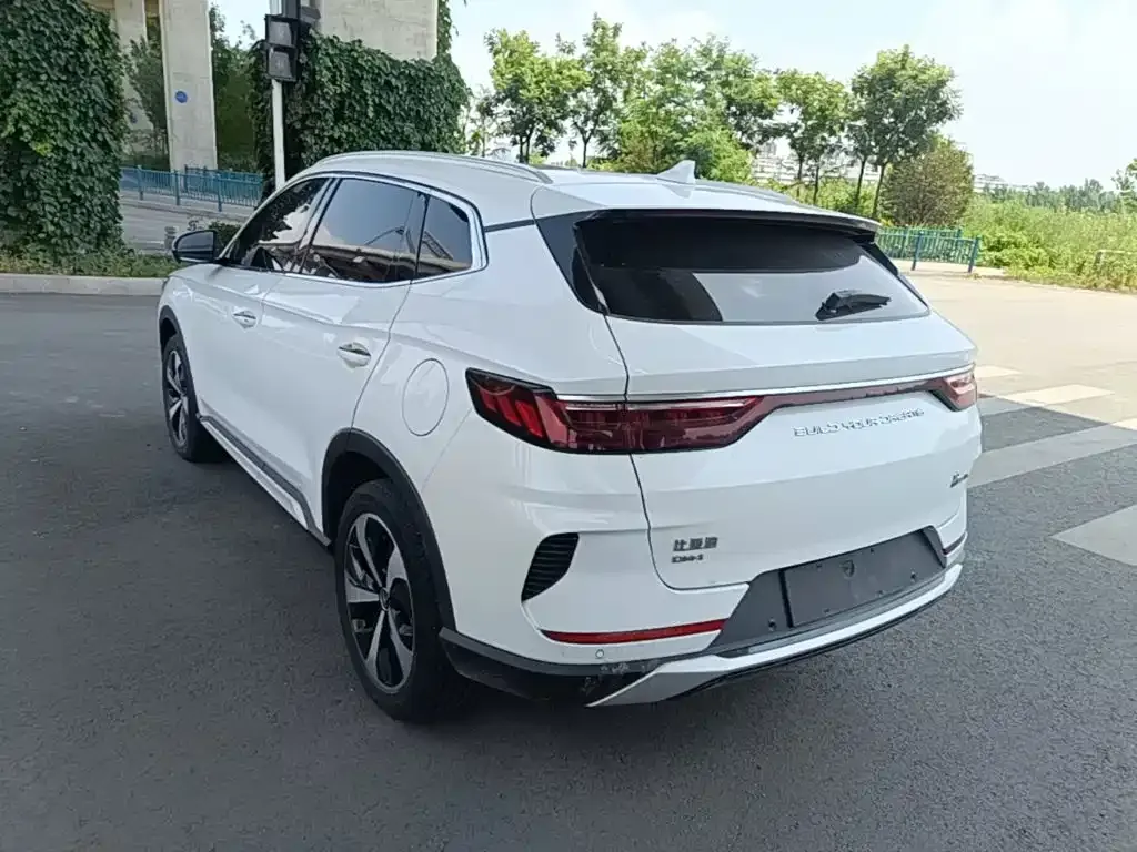 BYD PLUS New Energy — фото 4