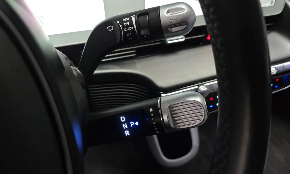 Hyundai Ioniq5 — фото 8