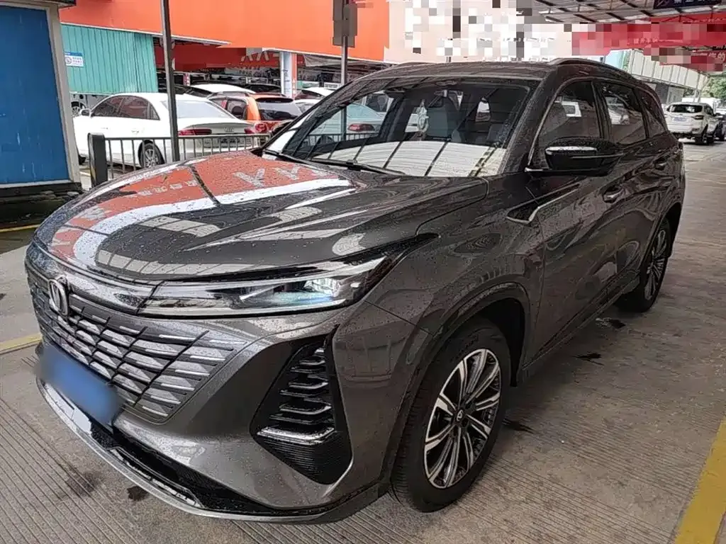 Changan CS75PLUS — фото 1