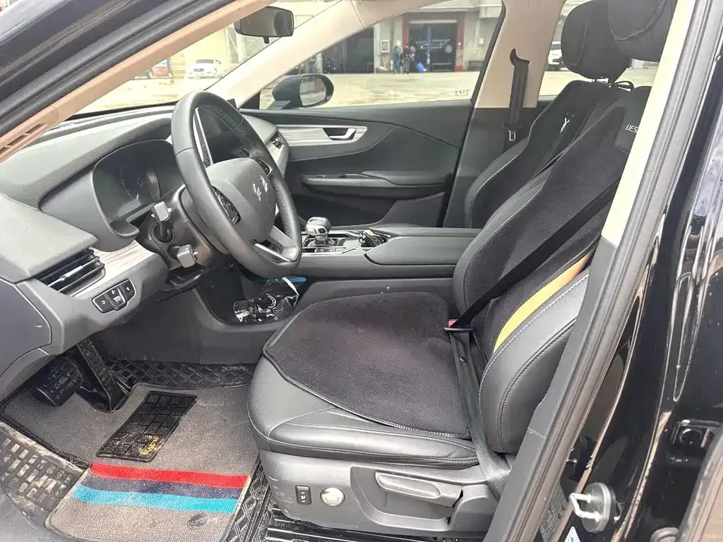 Hongqi E-QM5 2023 из CN, фото 5