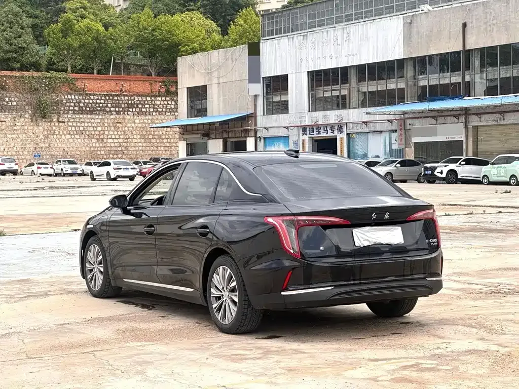 Hongqi E-QM5 2023 из CN, фото 7