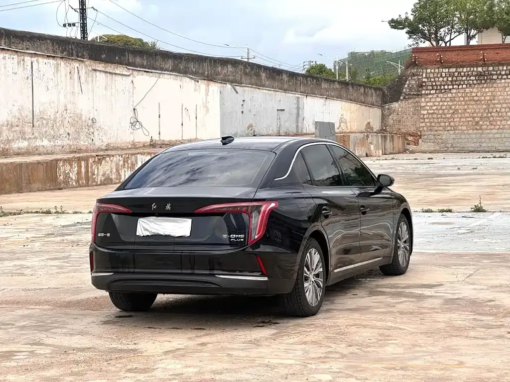Hongqi E-QM5 2023 из CN, фото 9