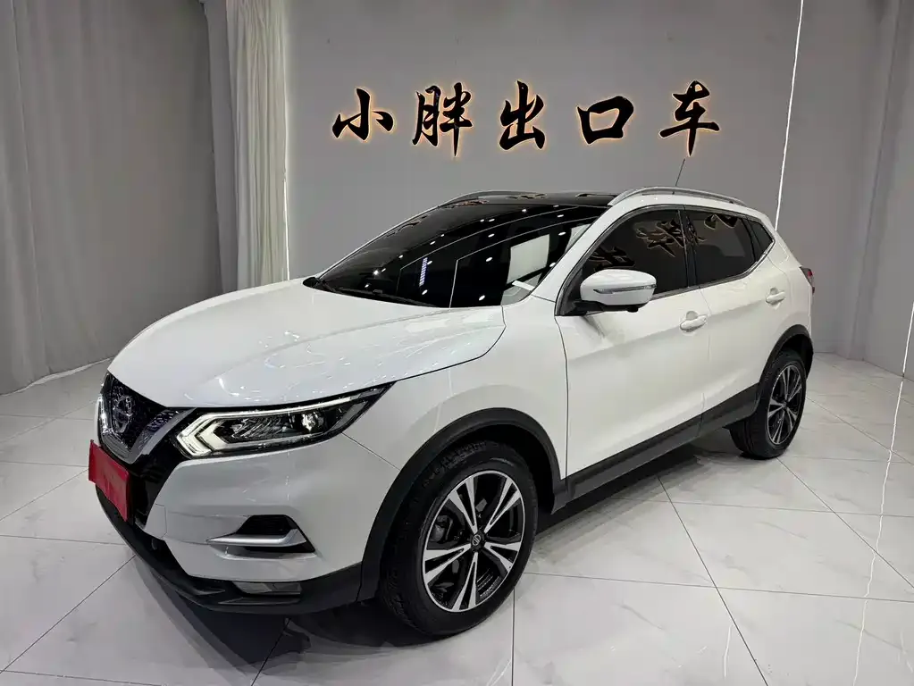 Nissan Qashqai — фото 1