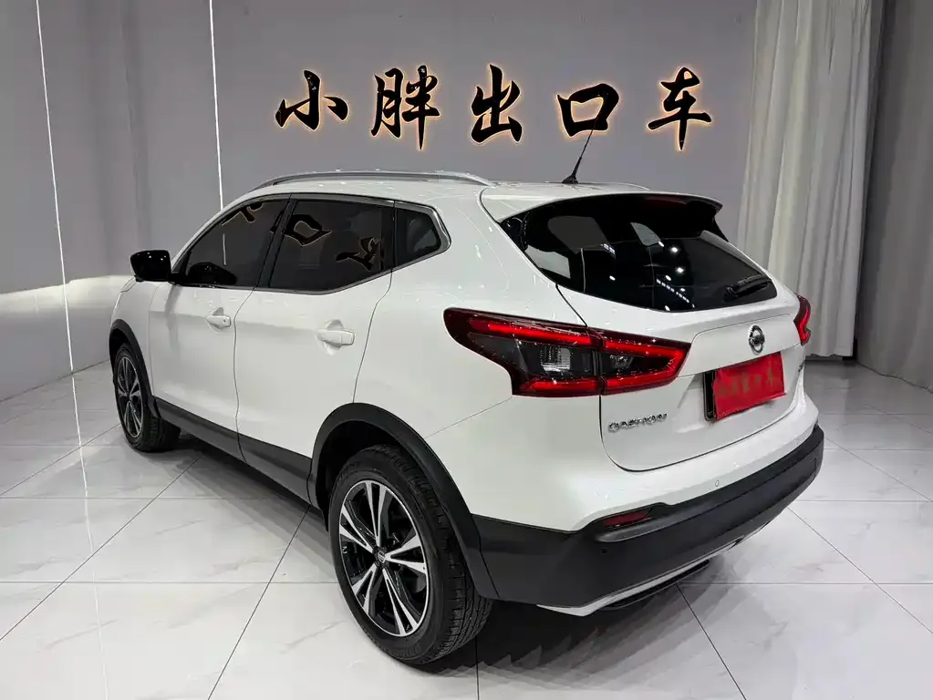 Nissan Qashqai — фото 10