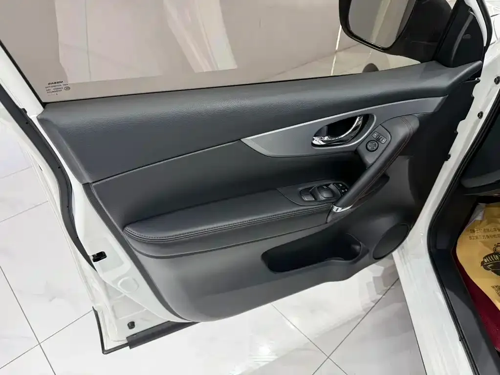 Nissan Qashqai — фото 3