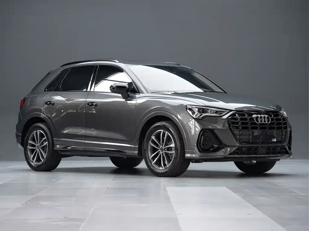 Audi Q3 — фото 8