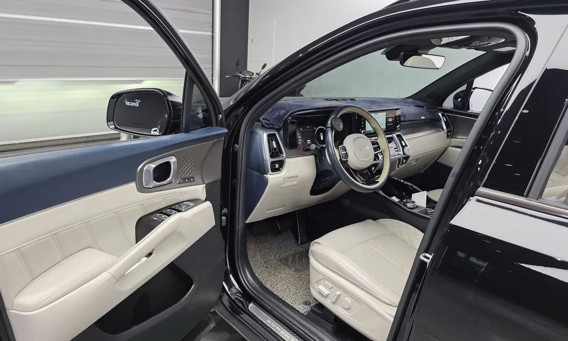 Kia Sorento — фото 5