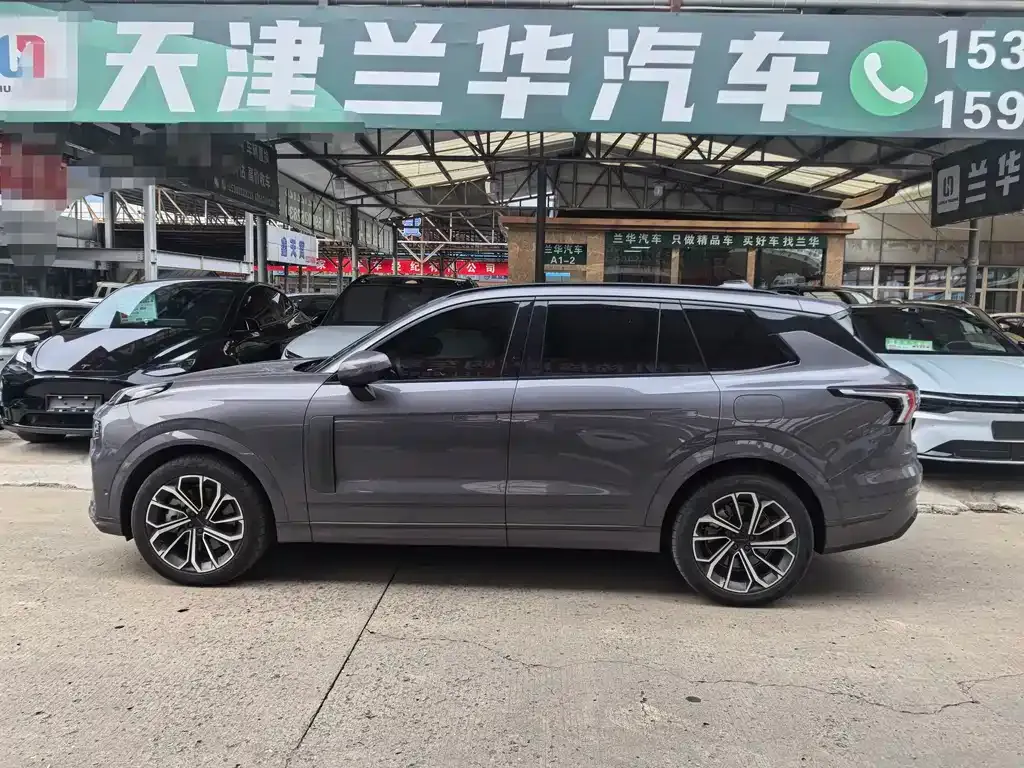 Lynk & Co 09 PHEV — фото 10