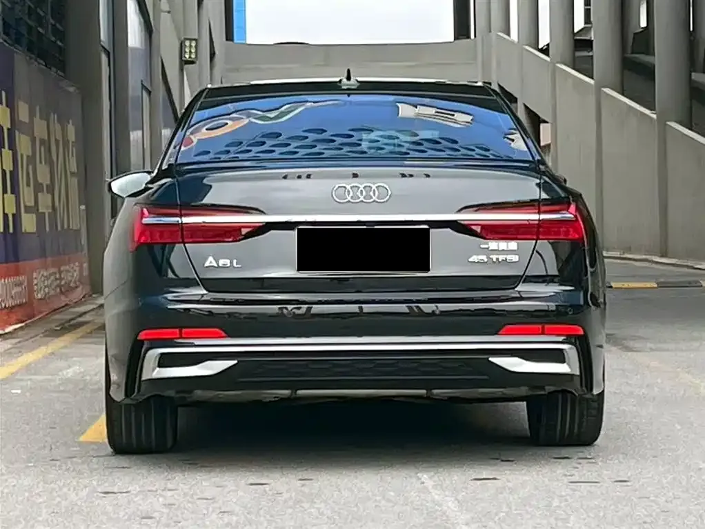 Audi A6L — фото 7