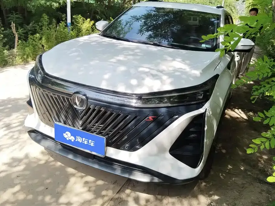 Changan CS75PLUS — фото 1