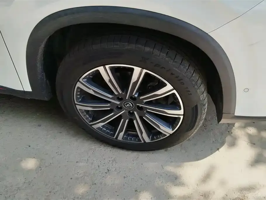 Changan CS75PLUS — фото 3