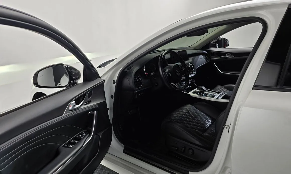 Kia Stinger 2021 из KR, фото 2