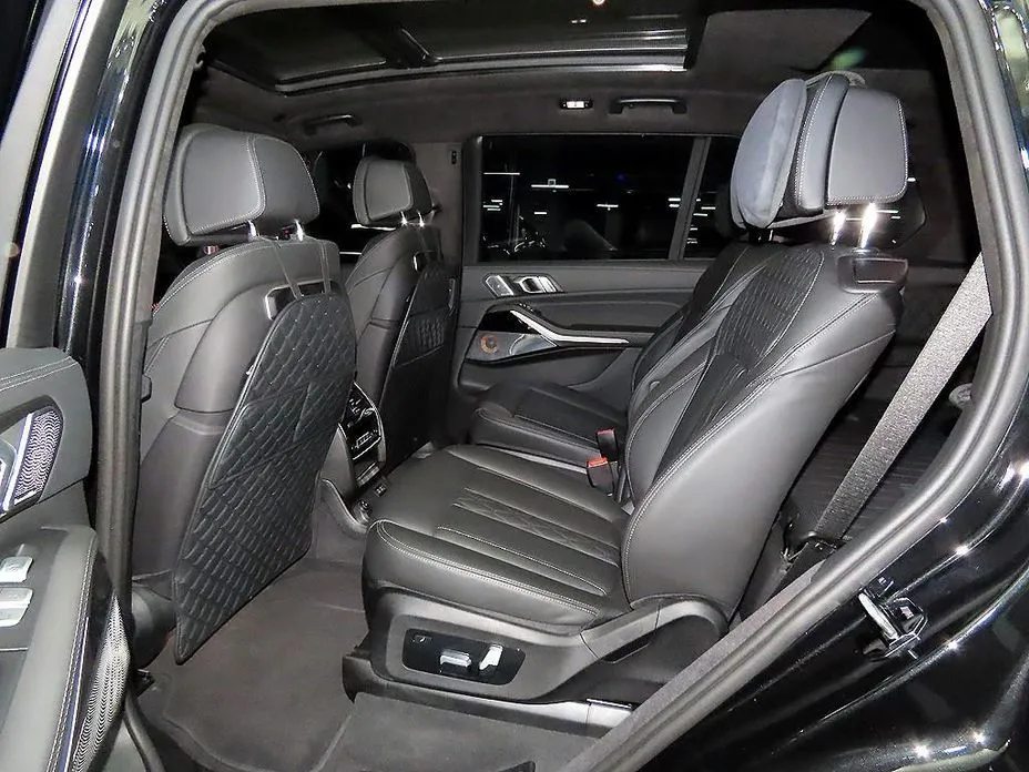 BMW X7 2024 из KR, фото 9