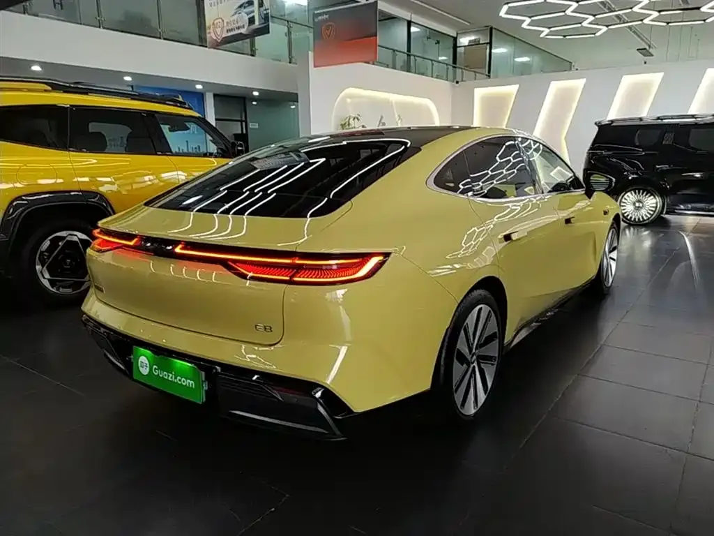 Geely Galaxy E8 2024 из CN, фото 7