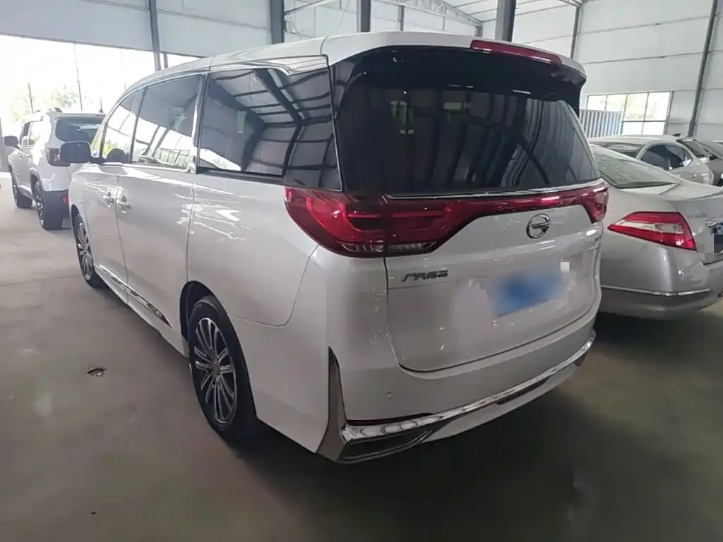 GAC Motor Trumpchi M8 — фото 9