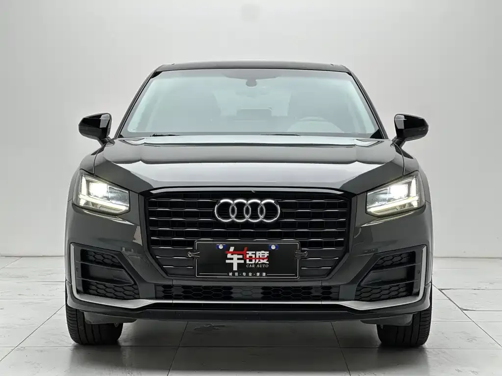 Audi Q2L 2021 из CN, фото 2