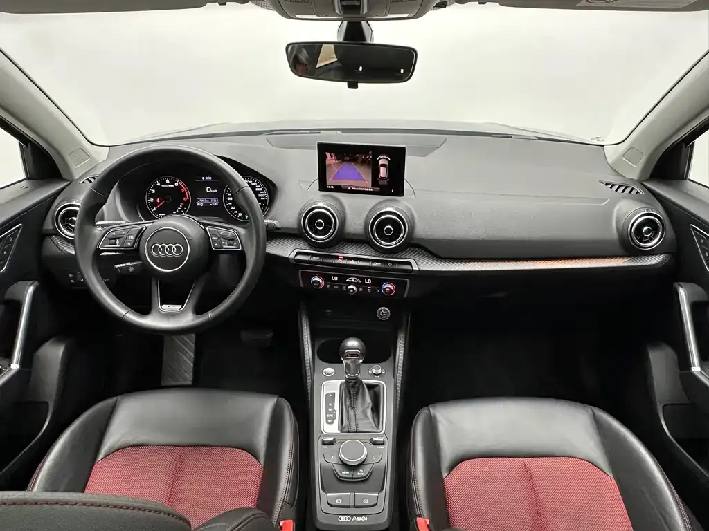 Audi Q2L 2021 из CN, фото 5