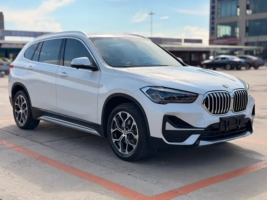 BMW X1 — фото 6