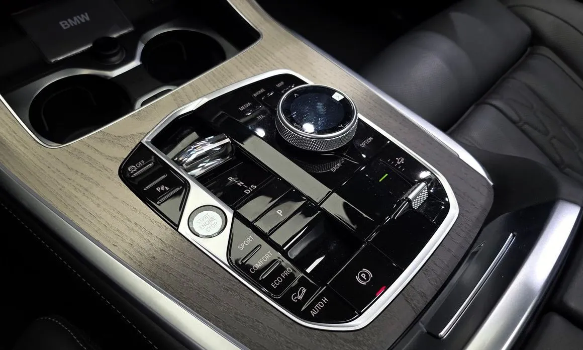 BMW X7 2025 из KR, фото 6