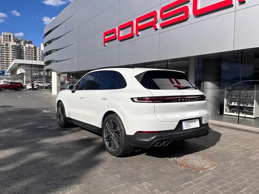 Porsche Cayenne — фото 4