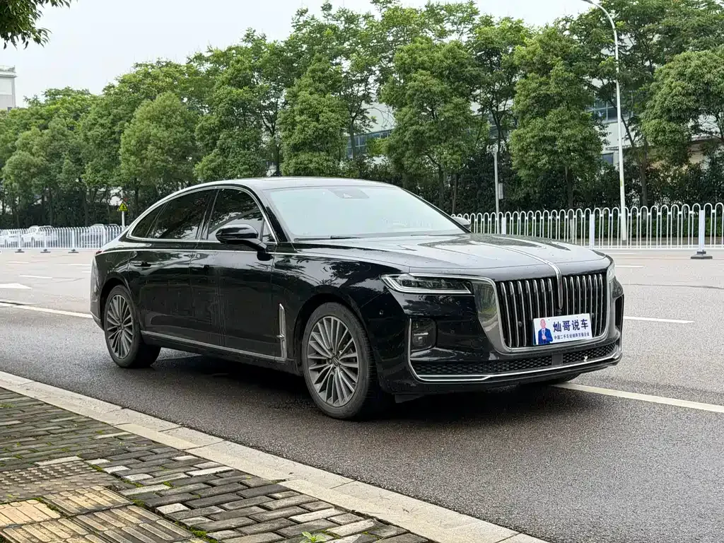 Hongqi H9 — фото 10
