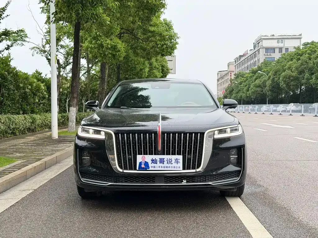 Hongqi H9 — фото 7