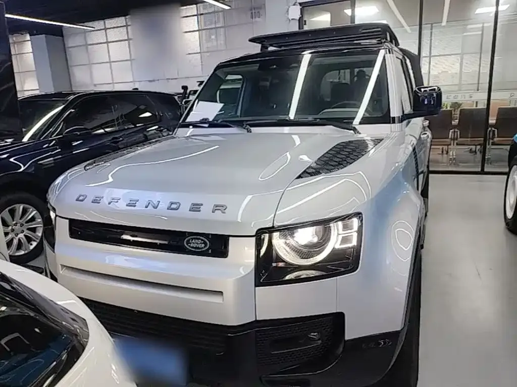 Land Rover Defender — фото 7